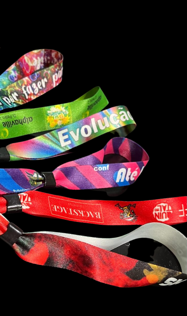 Pulseiras coloridas personalizadas